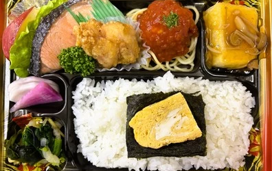 銀鮭＆唐揚げ＆ミニバーグ弁当